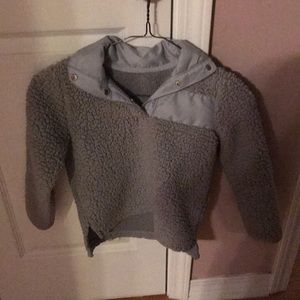 Sherpa pullover size 8 grey